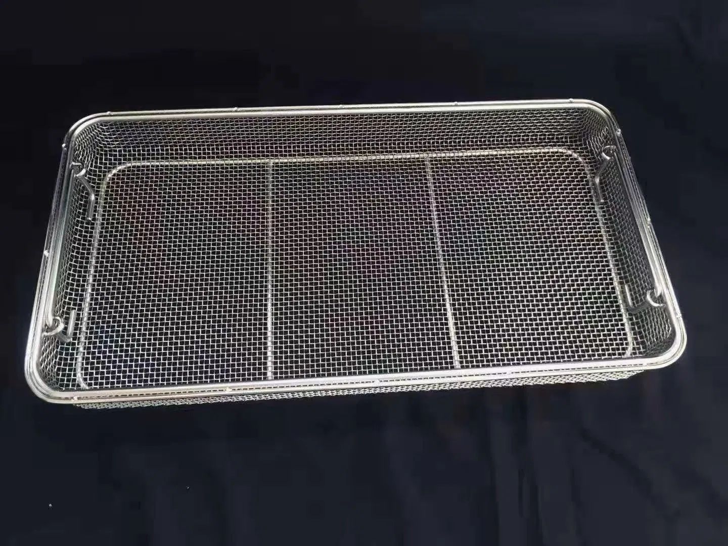 Limpeza de instrumentos, desinfecção, esterilização, armazenamento, manuseio de cestas de malha de aço inoxidável